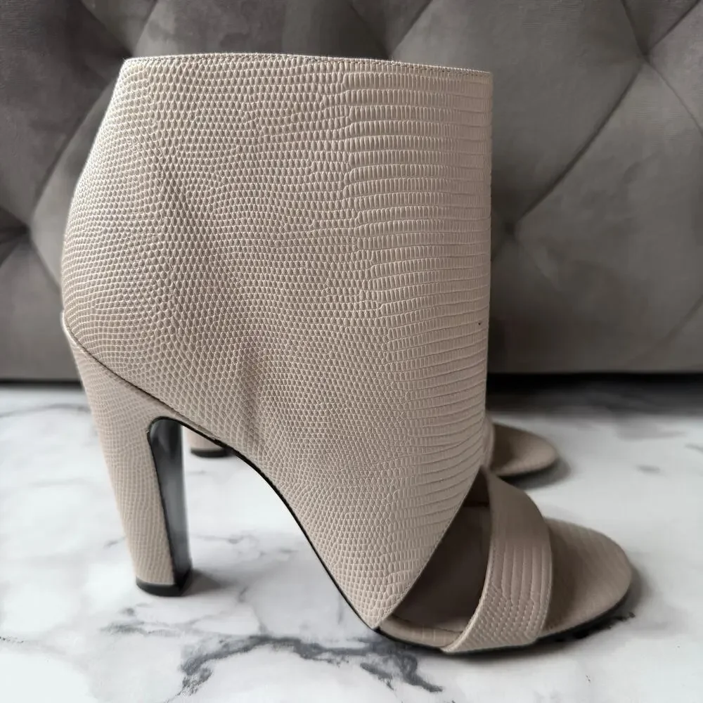 Vince Sansa Light Gray Taupe Leather Open Toe Bootie Heels Size 9.5